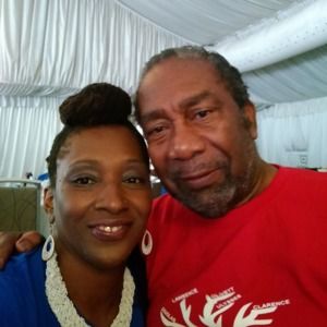 Meet your Posher, Tee